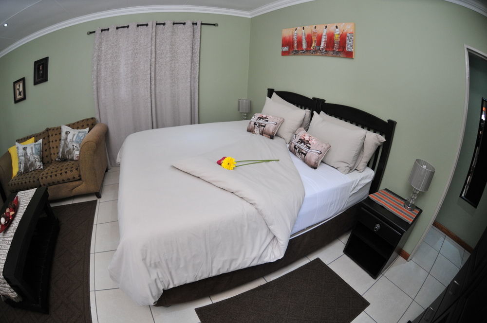 Summer Garden Guest House Benoni Bagian luar foto