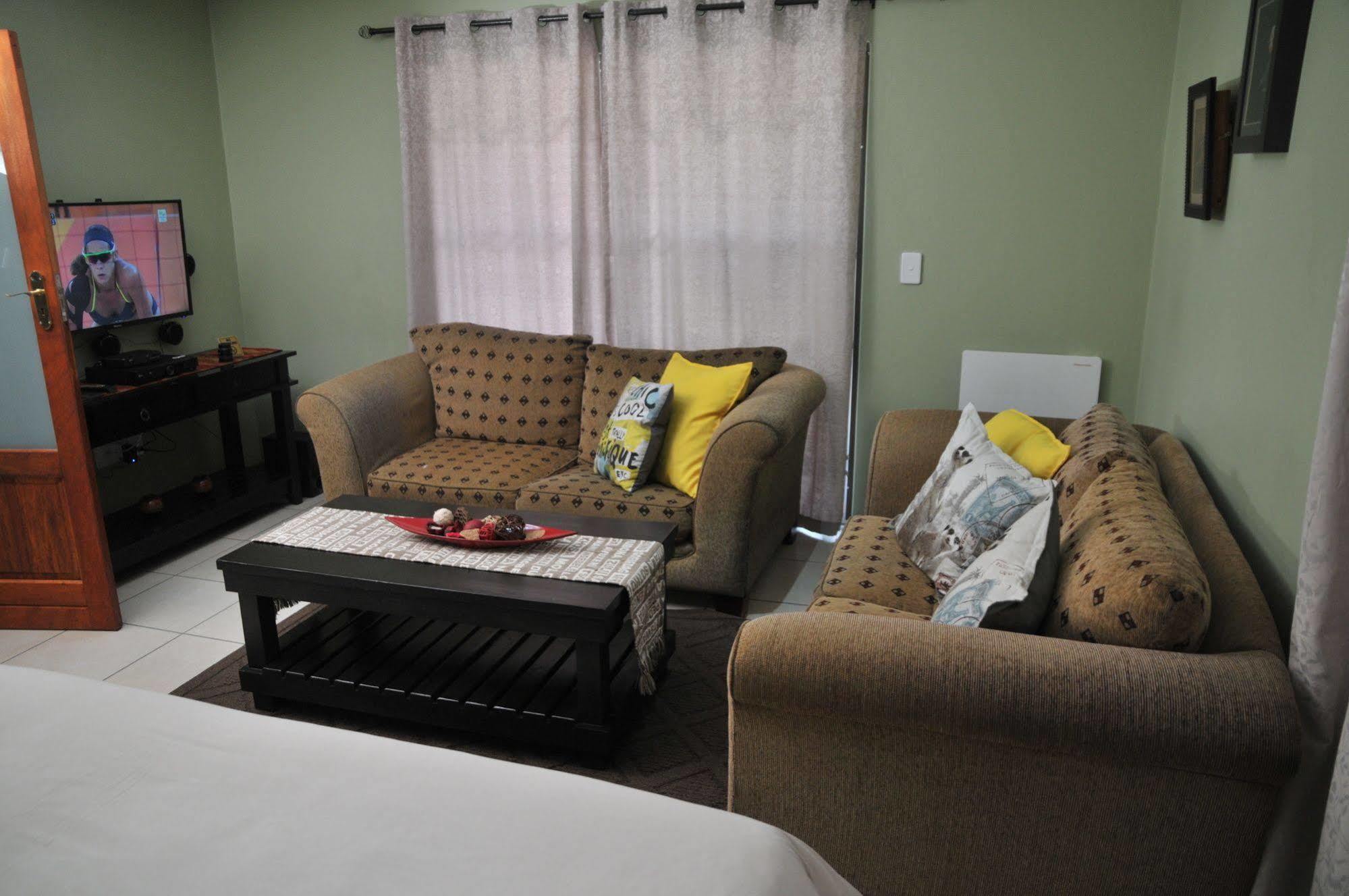 Summer Garden Guest House Benoni Bagian luar foto